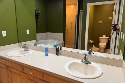 Copropriété à vendre à Clearwater, Floride: 3 chambres, 167.5 m2 № 2413701 - photo 10