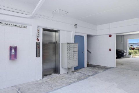 Condo in Bradenton, Florida, 2 bedrooms № 2215883 - photo 29