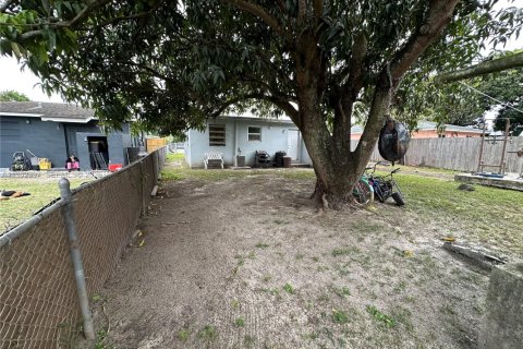 Купить виллу или дом в Майами, Флорида 2 спальни, 73.58м2, № 2027496 - фото 6