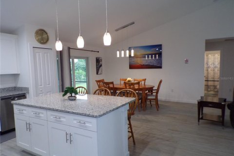 Villa ou maison à louer à Port Charlotte, Floride: 3 chambres, 135.54 m2 № 1438716 - photo 7