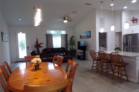 Villa ou maison à louer à Port Charlotte, Floride: 3 chambres, 135.54 m2 № 1438716 - photo 12