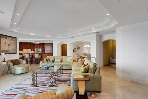 Condo in Sarasota, Florida, 3 bedrooms  № 2108108 - photo 15