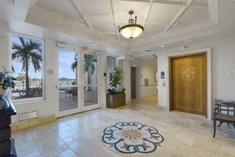 Condo in Sarasota, Florida, 3 bedrooms  № 2108108 - photo 7