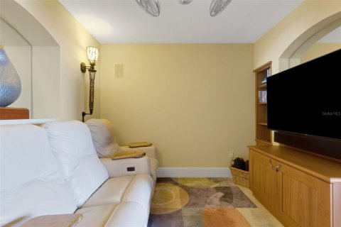 Condo in Sarasota, Florida, 3 bedrooms  № 2108108 - photo 20