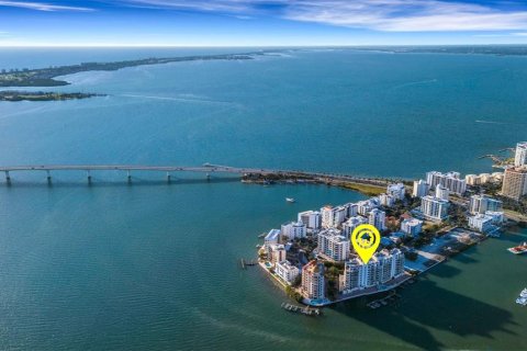 Condo in Sarasota, Florida, 3 bedrooms  № 2108108 - photo 2
