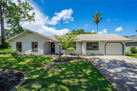 House in Palm Coast, Florida 3 bedrooms, 172.15 sq.m. № 2419563 - photo 22