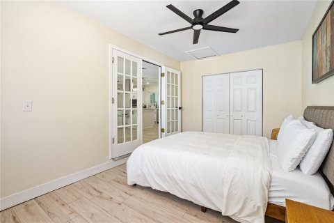 House in Palm Coast, Florida 3 bedrooms, 172.15 sq.m. № 2419563 - photo 6