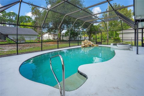 House in Palm Coast, Florida 3 bedrooms, 172.15 sq.m. № 2419563 - photo 30