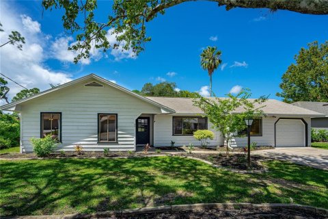 House in Palm Coast, Florida 3 bedrooms, 172.15 sq.m. № 2419563 - photo 23