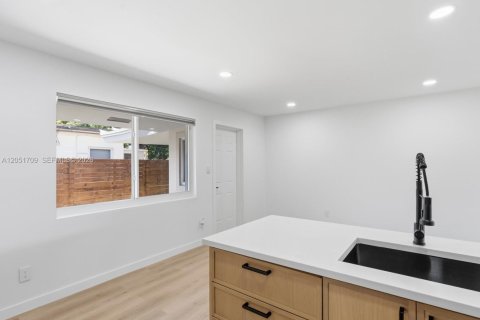 Apartment in Fort Lauderdale, Florida 1 bedroom, 46.45 sq.m. № 2149256 - photo 3