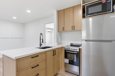 Apartment in Fort Lauderdale, Florida 1 bedroom, 46.45 sq.m. № 2149256 - photo 4