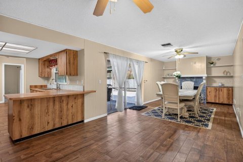 Casa en venta en Seffner, Florida, 3 dormitorios, 150.5 m2 № 2285275 - foto 9