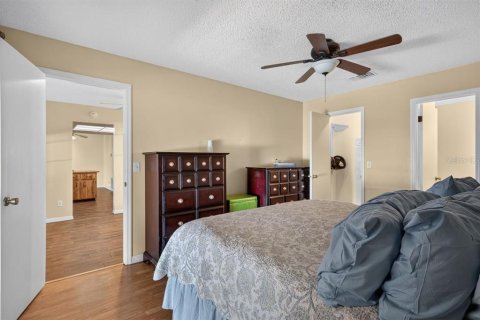 Casa en venta en Seffner, Florida, 3 dormitorios, 150.5 m2 № 2285275 - foto 12