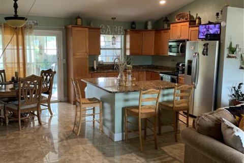 House in Kissimmee, Florida 3 bedrooms, 132.11 sq.m. № 1894295 - photo 6
