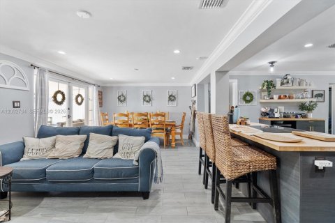 Casa en venta en Fort Lauderdale, Florida, 5 dormitorios, 171.13 m2 № 2392348 - foto 26