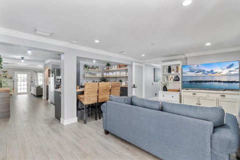 Casa en venta en Fort Lauderdale, Florida, 5 dormitorios, 171.13 m2 № 2392348 - foto 28