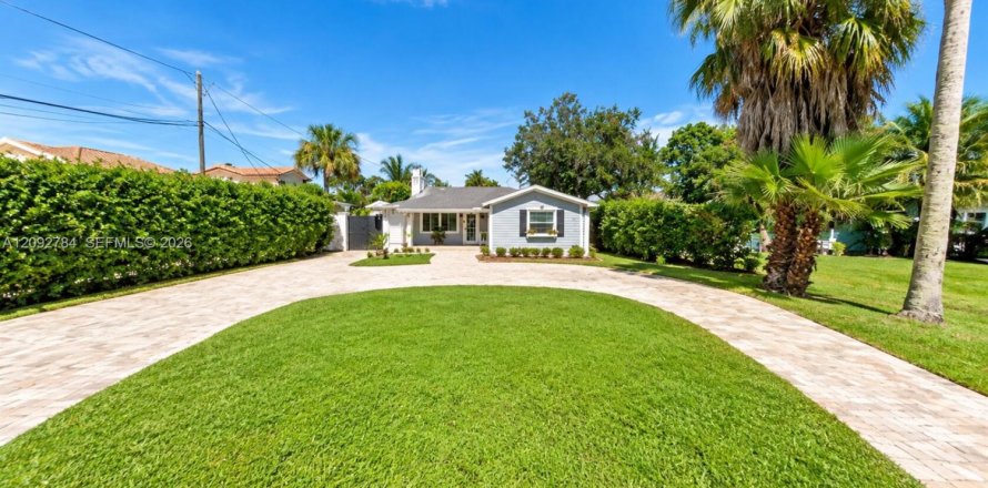 Casa en Fort Lauderdale, Florida 5 dormitorios, 171.13 m2 № 2392348