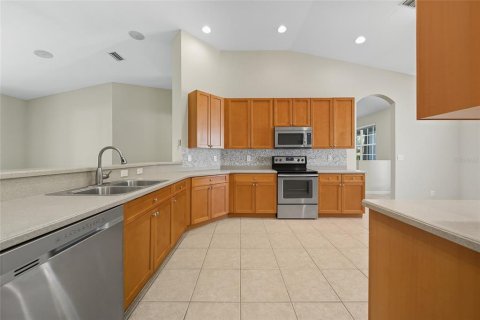 House in Riverview, Florida 4 bedrooms, 204.11 sq.m. № 1905023 - photo 13