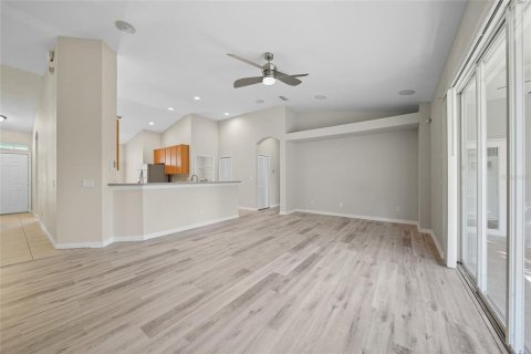 House in Riverview, Florida 4 bedrooms, 204.11 sq.m. № 1905023 - photo 9