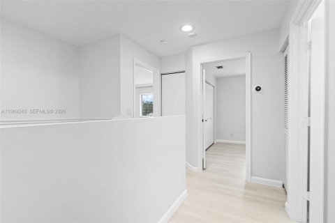 Купить таунхаус в Коконат Крик, Флорида 3 спальни, 143.35м2, № 2030165 - фото 25