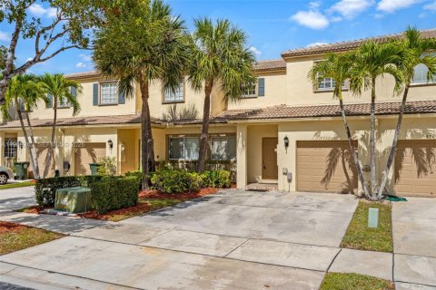 Купить таунхаус в Коконат Крик, Флорида 3 спальни, 143.35м2, № 2030165 - фото 2