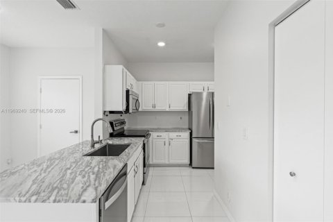 Купить таунхаус в Коконат Крик, Флорида 3 спальни, 143.35м2, № 2030165 - фото 16