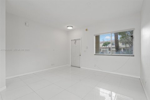 Купить таунхаус в Коконат Крик, Флорида 3 спальни, 143.35м2, № 2030165 - фото 6