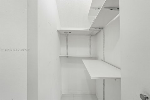 Купить таунхаус в Коконат Крик, Флорида 3 спальни, 143.35м2, № 2030165 - фото 20