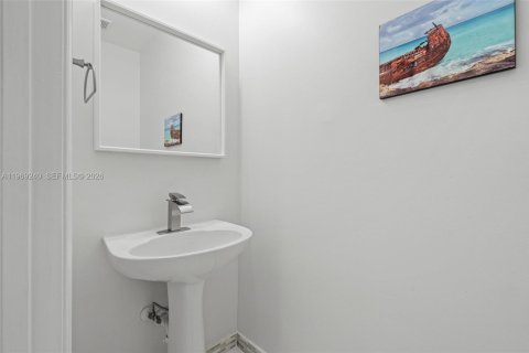 Купить таунхаус в Коконат Крик, Флорида 3 спальни, 143.35м2, № 2030165 - фото 23