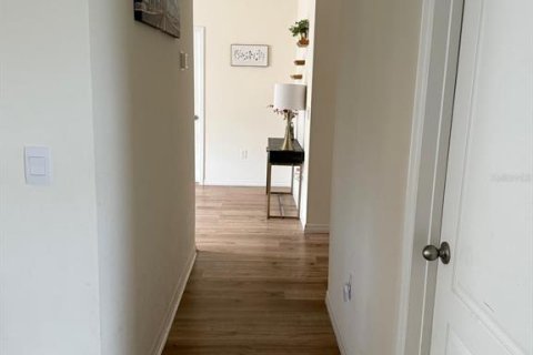 House in Davenport, Florida 5 bedrooms, 234.3 sq.m. № 1807538 - photo 26