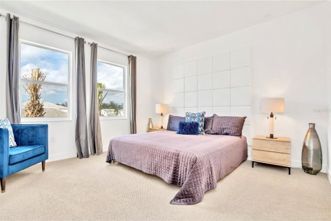 Casa en venta en Kissimmee, Florida, 10 dormitorios, 395.76 m2 № 2227713 - foto 16