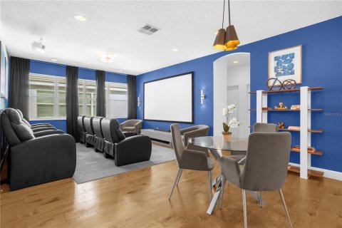 Casa en venta en Kissimmee, Florida, 10 dormitorios, 395.76 m2 № 2227713 - foto 11
