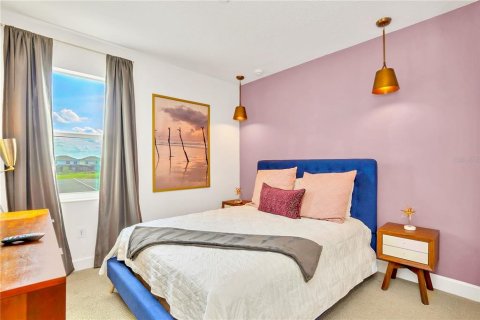 Casa en venta en Kissimmee, Florida, 10 dormitorios, 395.76 m2 № 2227713 - foto 24