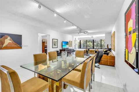 Condo in Boca Raton, Florida, 2 bedrooms  № 1435372 - photo 11