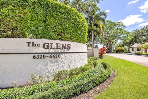 Condo in Boca Raton, Florida, 2 bedrooms  № 1435372 - photo 1