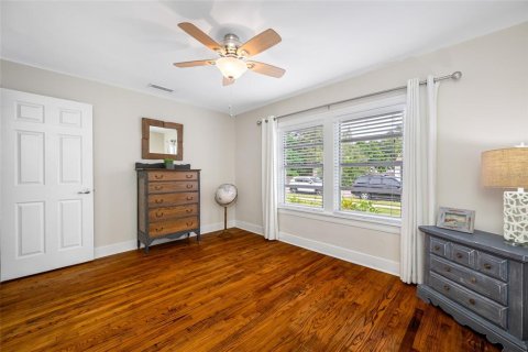 House in Saint Petersburg, Florida 2 bedrooms, 82.31 sq.m. № 1903269 - photo 26