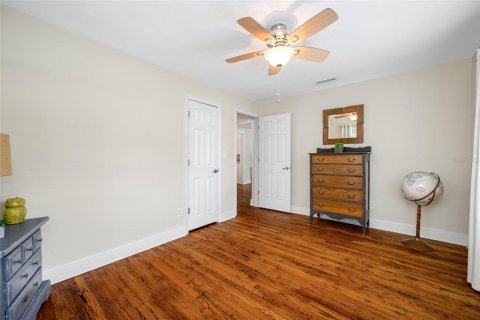 House in Saint Petersburg, Florida 2 bedrooms, 82.31 sq.m. № 1903269 - photo 27
