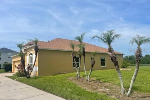 House in Orlando, Florida 4 bedrooms, 182.09 sq.m. № 1829542 - photo 5