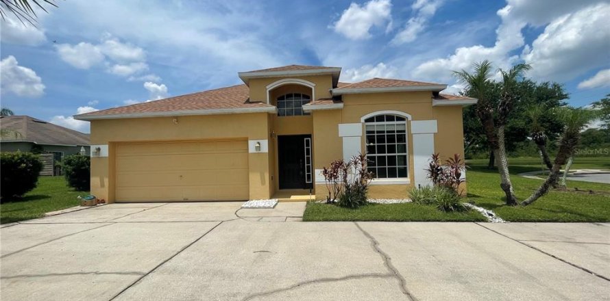 House in Orlando, Florida 4 bedrooms, 182.09 sq.m. № 1829542