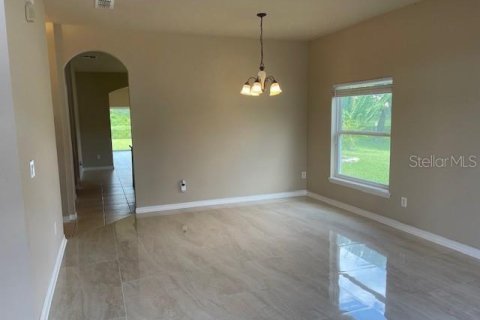 House in Orlando, Florida 4 bedrooms, 182.09 sq.m. № 1829542 - photo 14