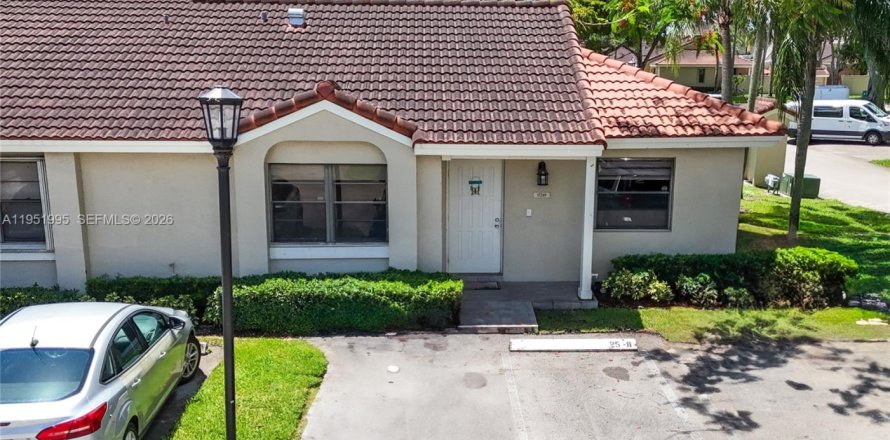 Дом в Хайалиа, Флорида 2 спальни, 86.58м2 № 2005997