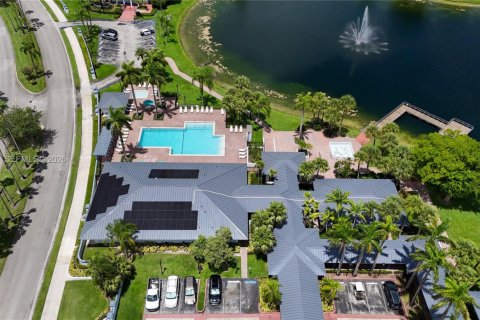 Снять в аренду виллу или дом в Хайалиа, Флорида 2 спальни, 86.58м2, № 2005997 - фото 26