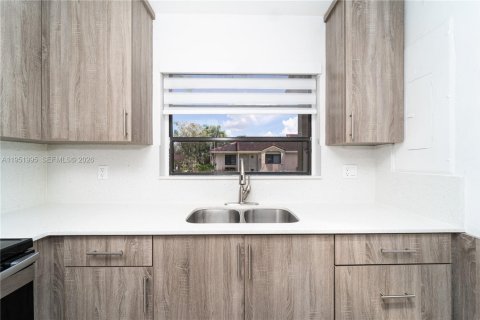 Снять в аренду виллу или дом в Хайалиа, Флорида 2 спальни, 86.58м2, № 2005997 - фото 7