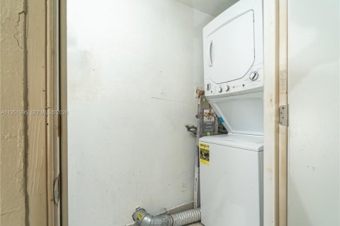 Снять в аренду виллу или дом в Хайалиа, Флорида 2 спальни, 86.58м2, № 2005997 - фото 18