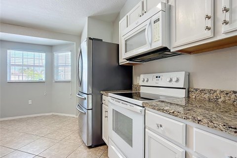 House in Winter Haven, Florida 3 bedrooms, 147.25 sq.m. № 1876813 - photo 9