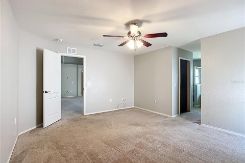 House in Winter Haven, Florida 3 bedrooms, 147.25 sq.m. № 1876813 - photo 16