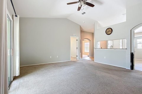 House in Winter Haven, Florida 3 bedrooms, 147.25 sq.m. № 1876813 - photo 8