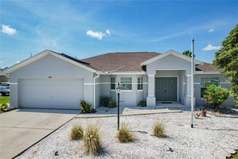 House in Winter Haven, Florida 3 bedrooms, 147.25 sq.m. № 1876813 - photo 4