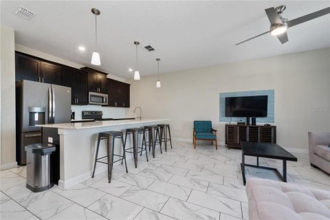 Touwnhouse à vendre à Davenport, Floride: 4 chambres, 176.7 m2 № 2134928 - photo 3