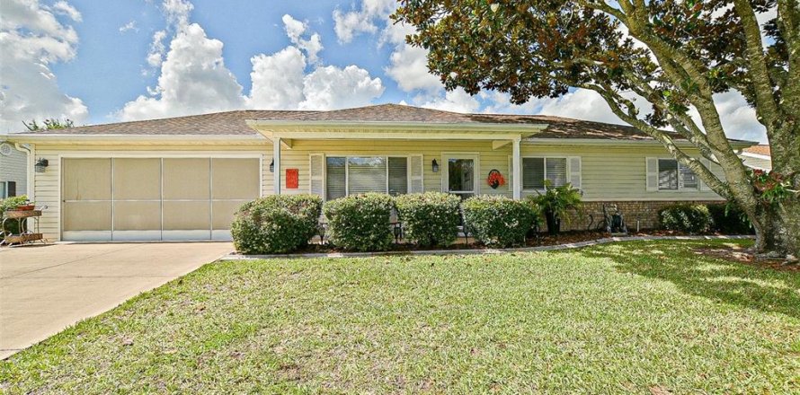 Villa ou maison à Summerfield, Floride 2 chambres, 93.65 m2 № 1919130
